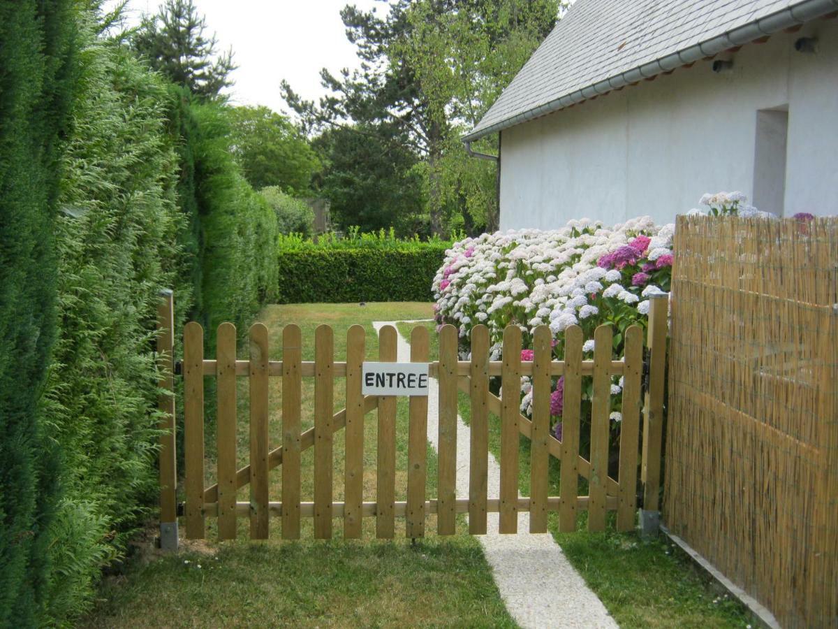 Gite Des Pins Penches Brunville Экстерьер фото